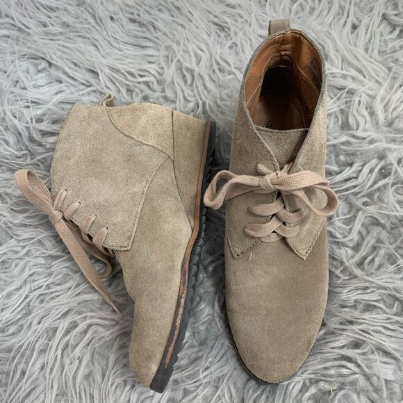 5/$30 Susina Lace Up Wedge Booties - Picture 3 of 7